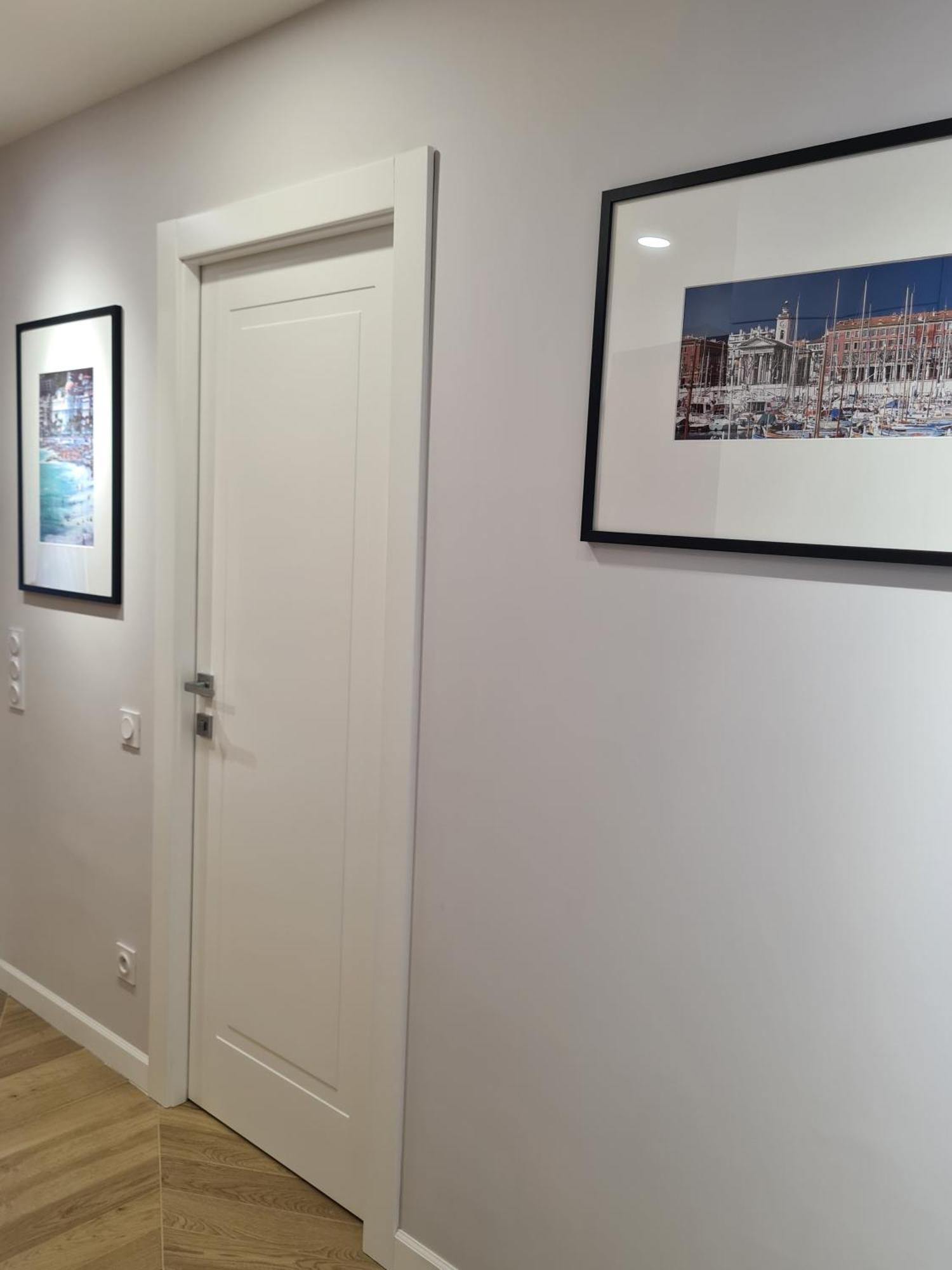 Sun, Style And Comfort - 2br In Center With Terrace & Garage Appartamento