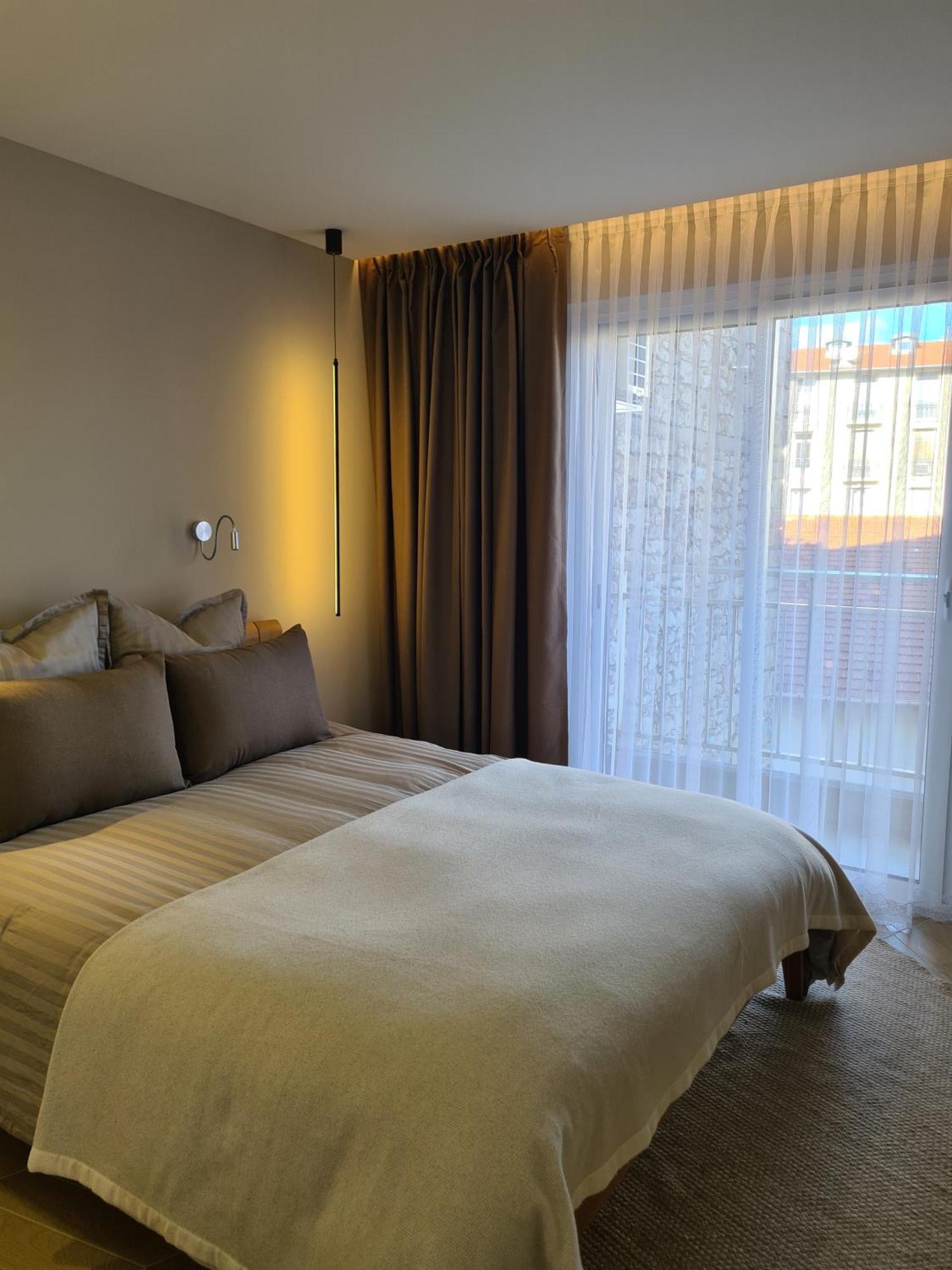 Appartamento Sun, Style And Comfort - 2br In Center With Terrace & Garage Nizza